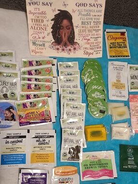 Sample Haircare Assortment - Green & White Packets